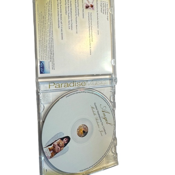 Roberton-Jones Michelle 
Angel: Guided Meditations for Children CD - Picture 4 of 4
